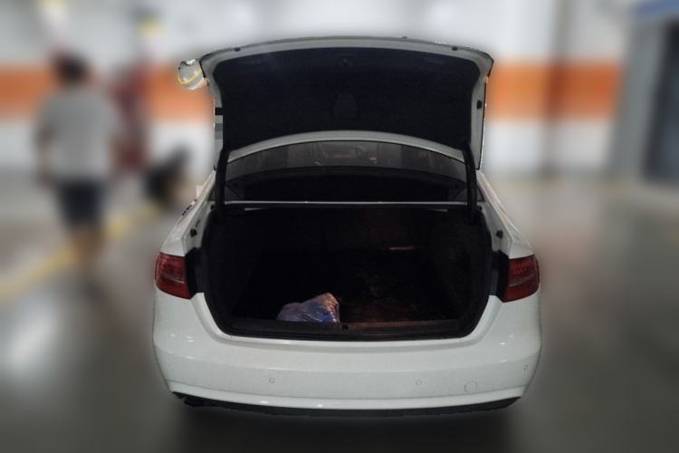 Used Audi A4L 2015 35 TFSI Automatic Standard Model Trunk