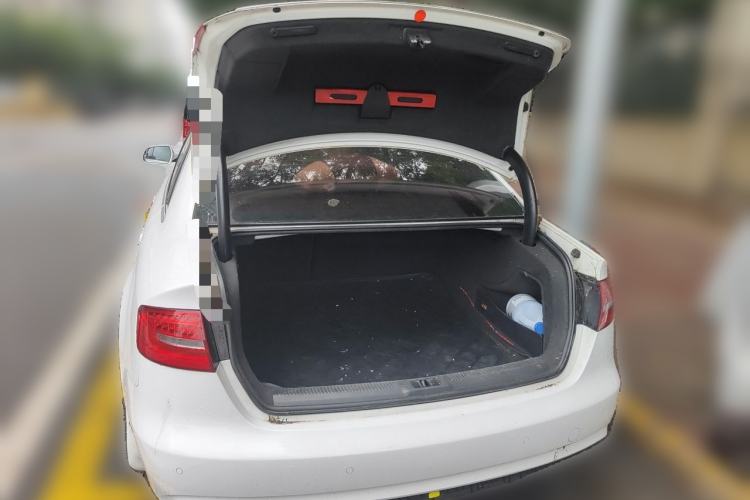 Used Audi A4L 2015 35 TFSI Automatic Comfort Model Trunk