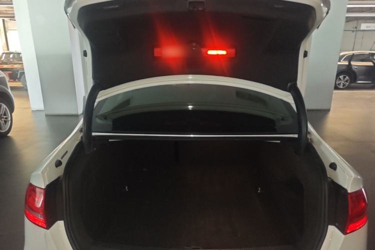 Used Audi A4L 2015 30 TFSI Automatic Comfort Model Trunk