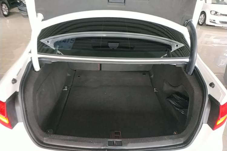 Used Audi A4L 2015 35 TFSI Automatic Standard Model Trunk