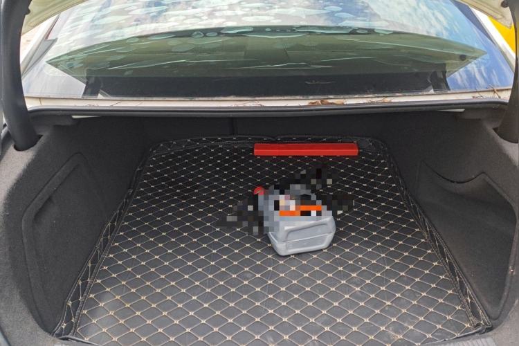 Used Audi A4L 2015 35 TFSI Automatic Standard Model Trunk