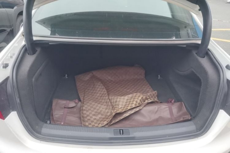 Used Audi A4L 2015 35 TFSI Automatic Standard Model Trunk