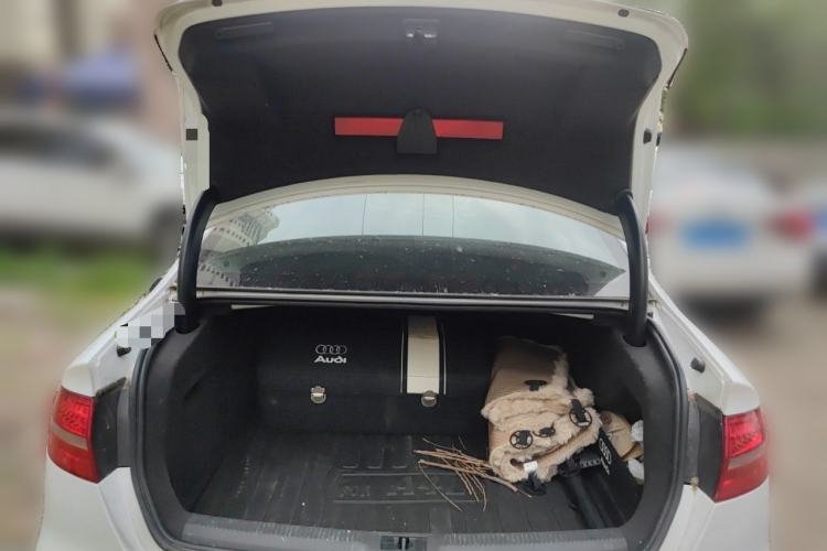 Used Audi A4L 2015 35 TFSI Automatic Comfort Model Trunk