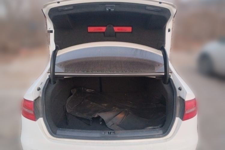 Used Audi A4L 2015 35 TFSI Automatic Standard Model Trunk