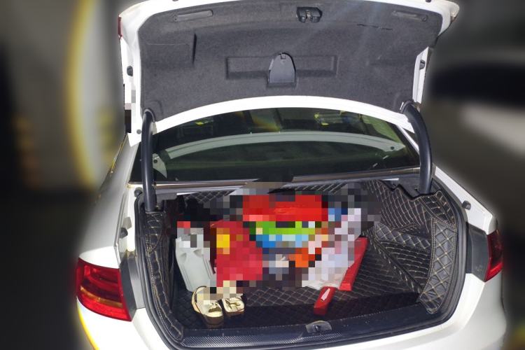 Used Audi A4L  Trunk