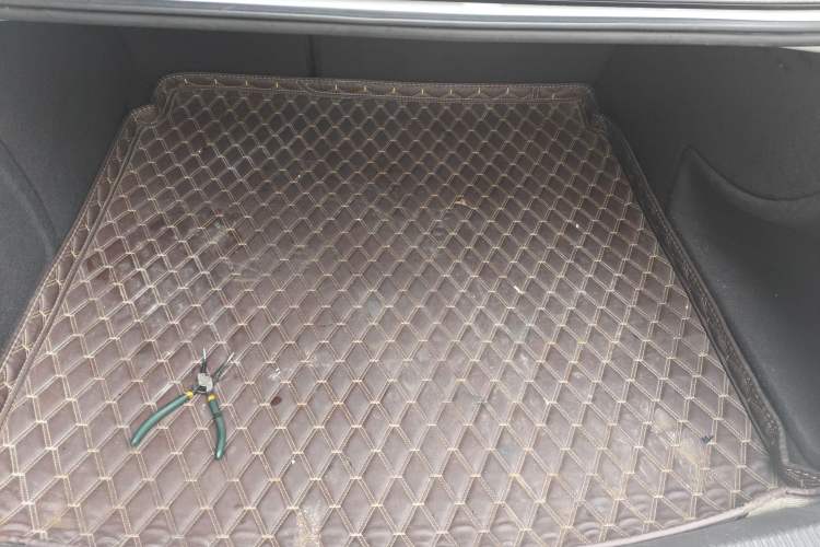 Used Audi A4L 2015 35 TFSI Automatic Standard Model Trunk