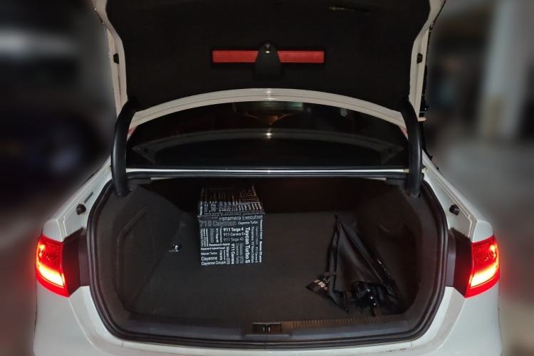 Used Audi A4L 2015 45 TFSI quattro Individual Sport Edition Trunk