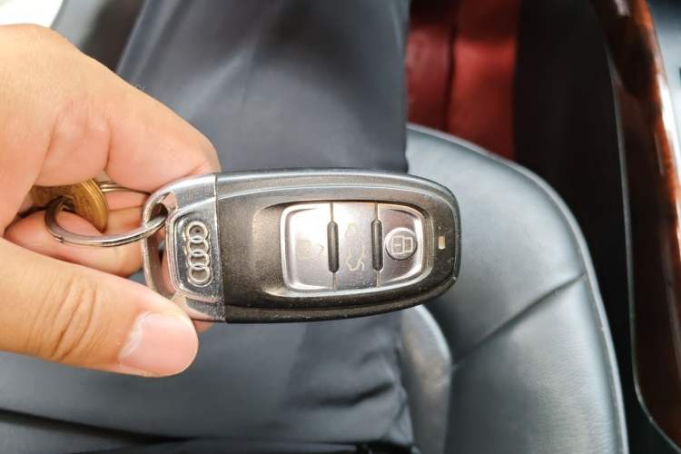 Used Audi A4L 2015 35 TFSI Automatic Technology Model Vehicle Key