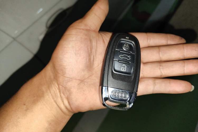 Used Audi A4L 2015 35 TFSI Automatic Technology Model Vehicle Key