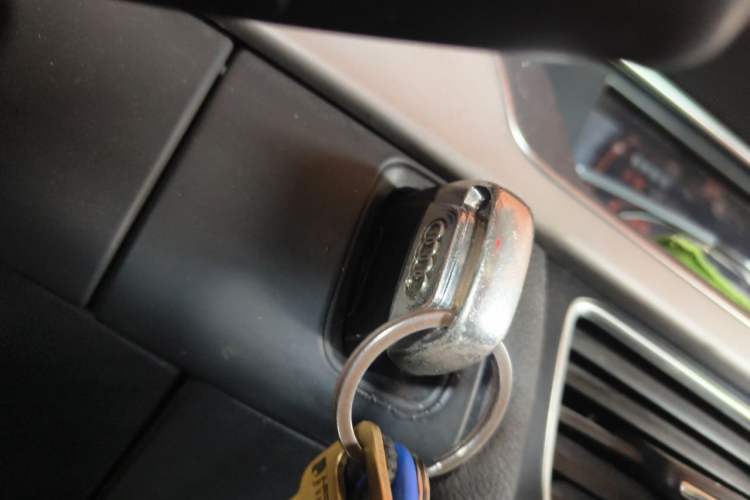 Used Audi A4L 2015 35 TFSI Millionth Anniversary Intelligent Edition Vehicle Key