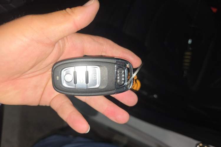 Used Audi A4L 2015 35 TFSI Automatic Technology Model Vehicle Key