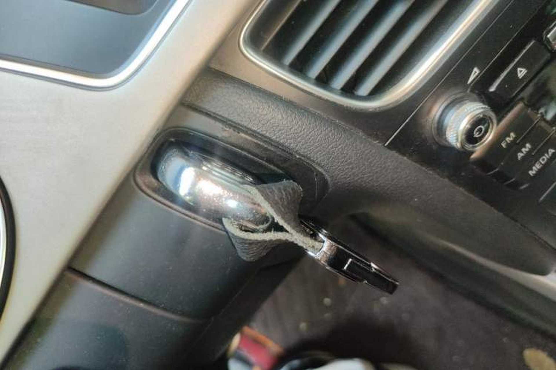 Used Audi A4L 2015 35 TFSI Automatic Standard Model Vehicle Key