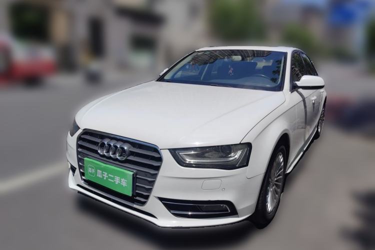 Used Audi A4L 2015 35 TFSI Automatic Comfort Model Guazi used car, China used car export, Used car for sale, Used cars, Cheapest cars for sale