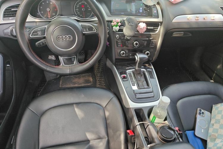 Used Audi A4L 2015 35 TFSI Automatic Standard Model Center Console