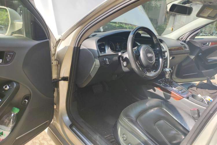 Used Audi A4L 2015 35 TFSI Automatic Comfort Model Driver Seat
