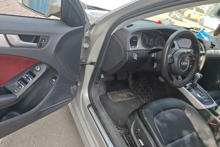 Used Audi A4L 2015 35 TFSI Automatic Standard Model Driver Seat