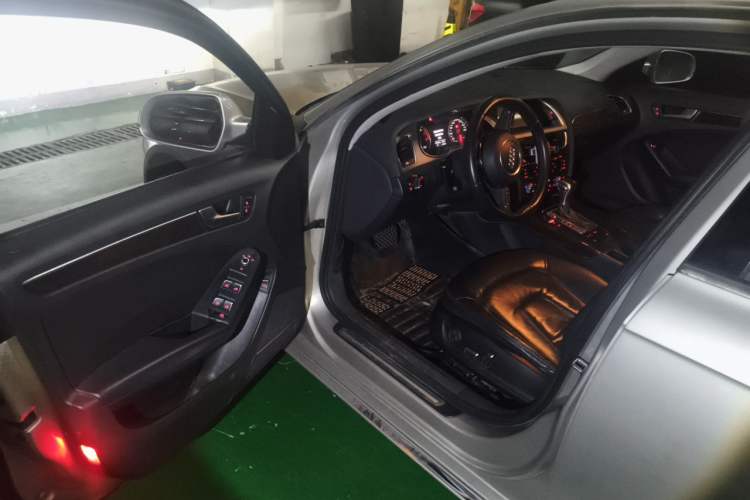 Used Audi A4L 2015 35 TFSI Automatic Comfort Model Driver Seat