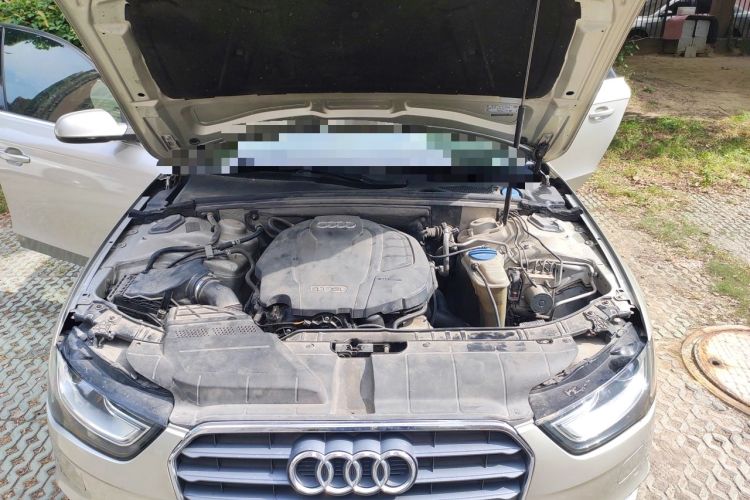 Used Audi A4L 2015 35 TFSI Automatic Comfort Model Engine Bay