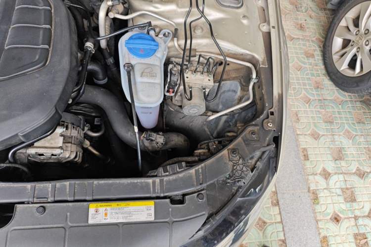 Used Audi A4L 2015 35 TFSI Millionth Anniversary Intelligent Edition Engine Bay Left