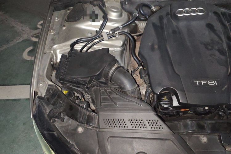 Used Audi A4L 2015 35 TFSI Automatic Standard Model Engine Bay Right