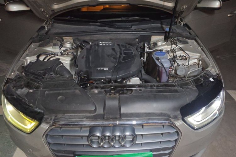 Used Audi A4L 2015 35 TFSI Automatic Standard Model Engine Bay