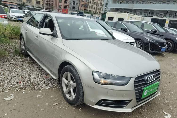 Used Audi A4L 2015 30 TFSI Automatic Comfort Model Front Right 45 Deg