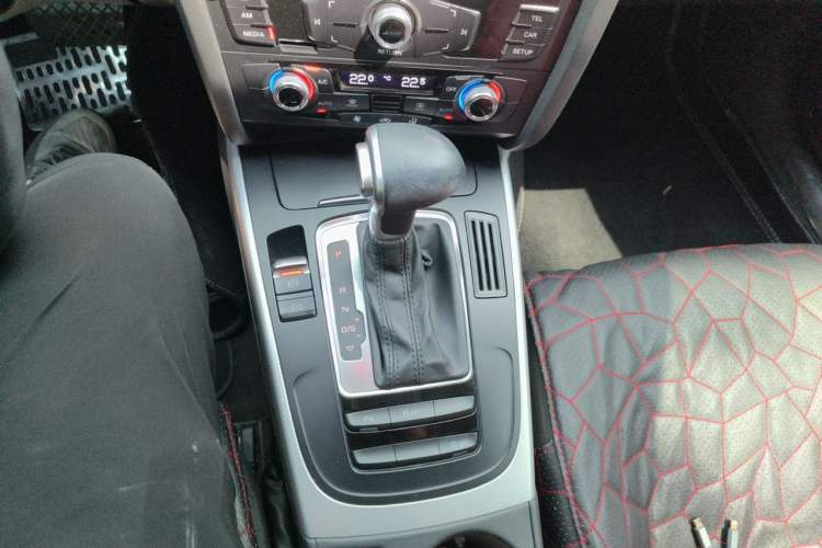 Used Audi A4L 2015 45 TFSI quattro Individual Sport Edition Gear Lever