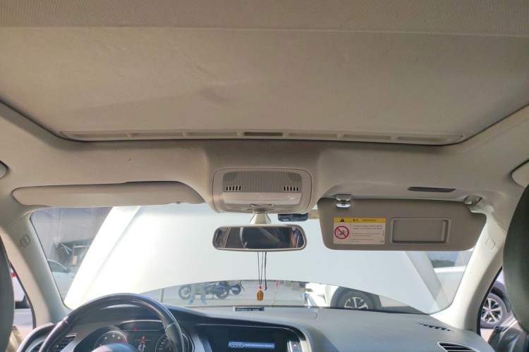 Used Audi A4L 2015 35 TFSI Automatic Comfort Model Headliner