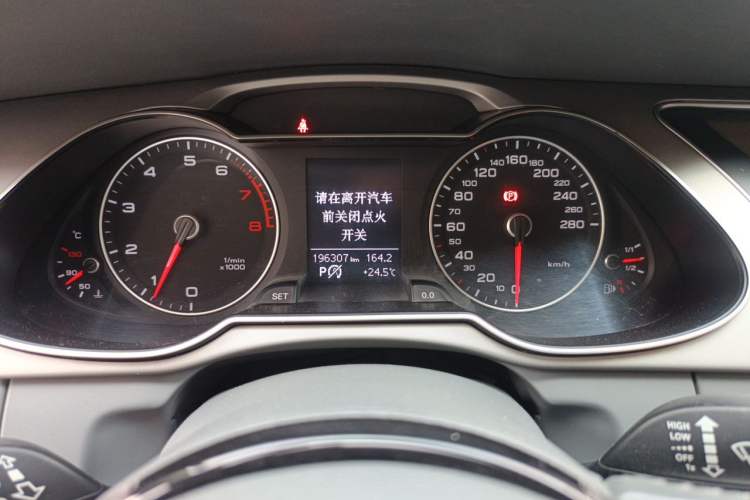 Used Audi A4L 2015 35 TFSI Automatic Standard Model Instrument Cluster