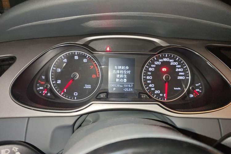 Used Audi A4L 2015 35 TFSI Automatic Standard Model Instrument Cluster