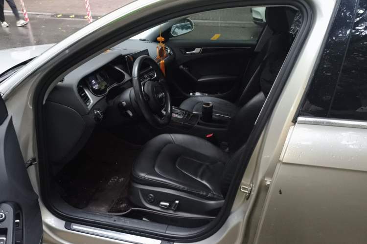 Used Audi A4L 2015 35 TFSI Automatic Comfort Model Left Front Seat