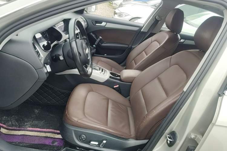Used Audi A4L 2015 30 TFSI Automatic Comfort Model Left Front Seat