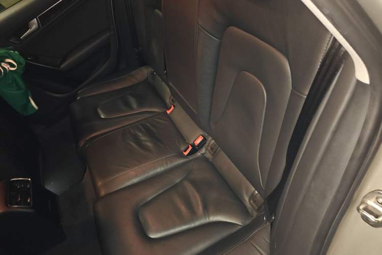 Used Audi A4L 2015 35 TFSI Automatic Comfort Model Left Rear Seat