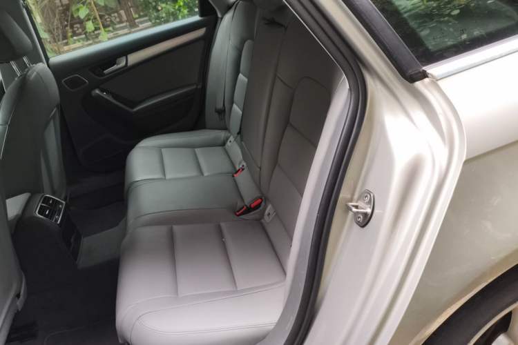 Used Audi A4L 2015 35 TFSI Automatic Standard Model Left Rear Seat