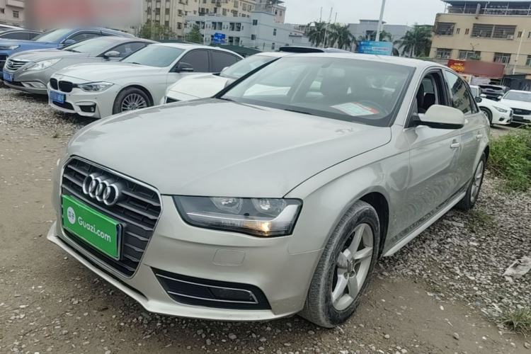 Used Audi A4L 2015 30 TFSI Automatic Comfort Model Guazi used car, China used car export, Used car for sale, Used cars, Cheapest cars for sale