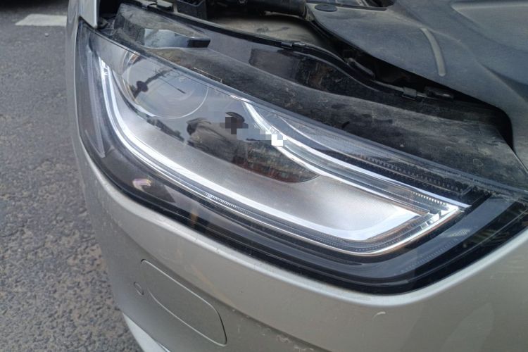 Used Audi A4L 2015 35 TFSI Automatic Standard Model Right Front Headlight
