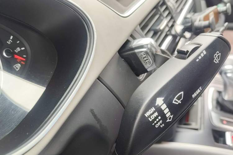 Used Audi A4L 2015 30 TFSI Automatic Comfort Model Vehicle Key