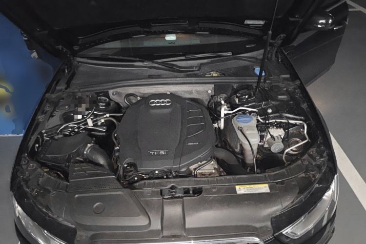 Used Audi A4L 2016 35 TFSI Collection Edition S line Comfort Model Engine Bay