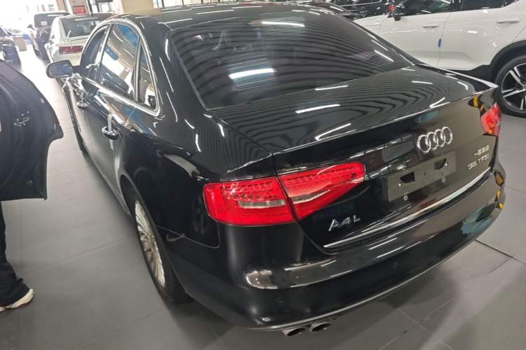 Used Audi A4L 2016 35 TFSI Collection Edition S line Comfort Model Exterior 2