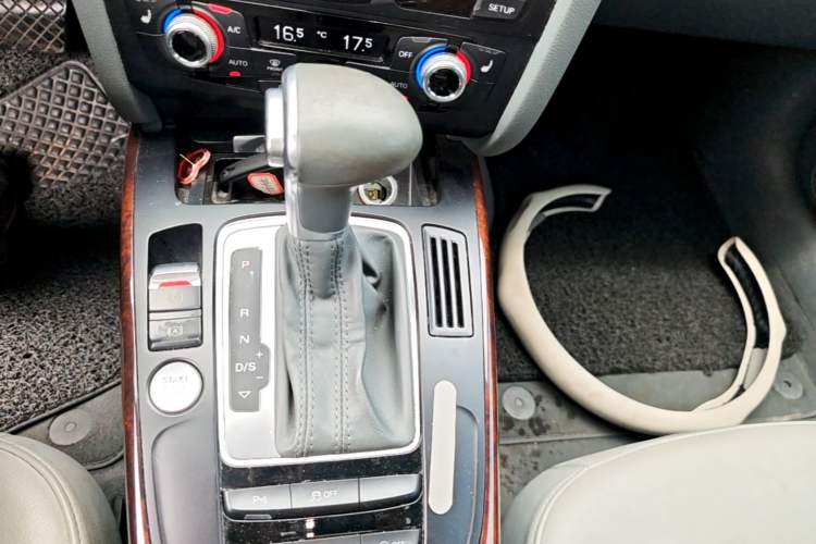Used Audi A4L 2016 35 TFSI Collection Edition S line Comfort Model Gear Lever