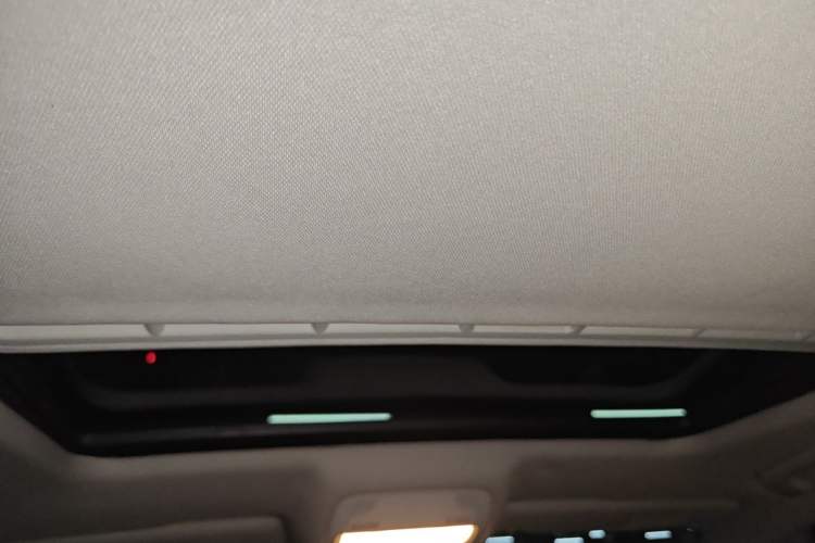 Used Audi A4L 2016 35 TFSI Collection Edition S line Comfort Model Headliner