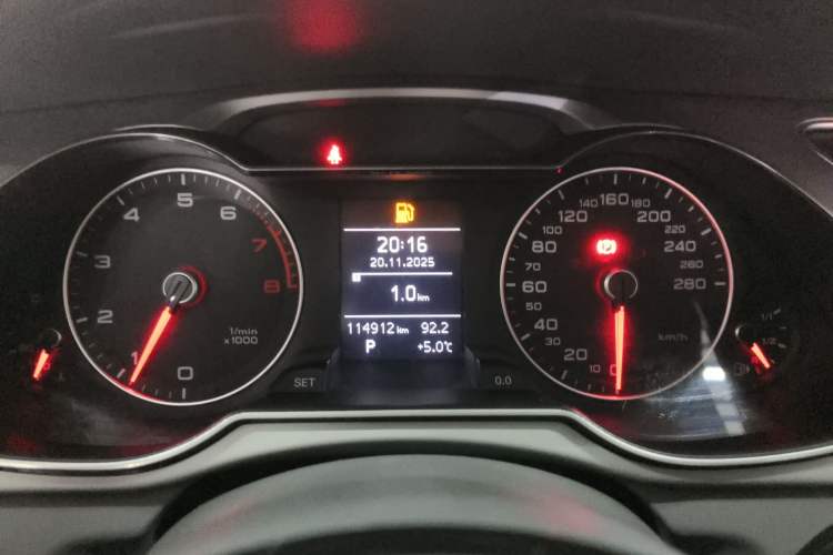 Used Audi A4L 2016 35 TFSI Collection Edition S line Comfort Model Instrument Cluster