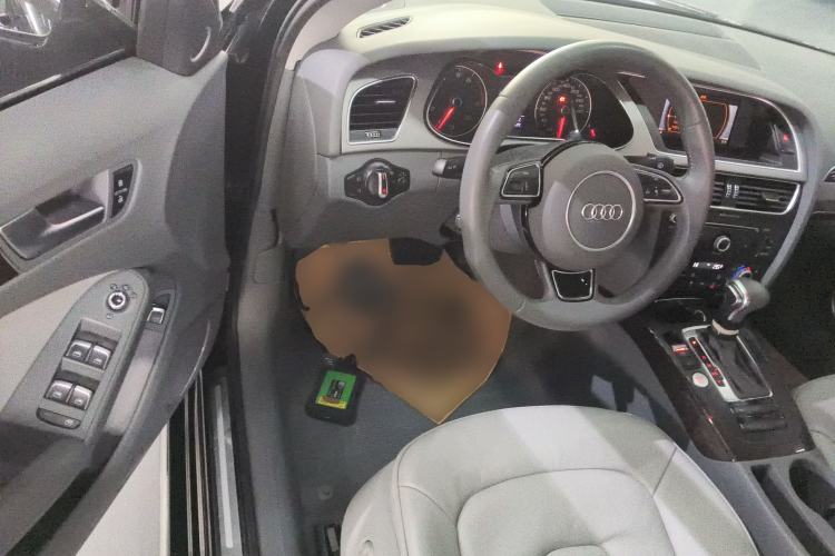 Used Audi A4L 2016 35 TFSI Collection Edition S line Comfort Model Interior 3