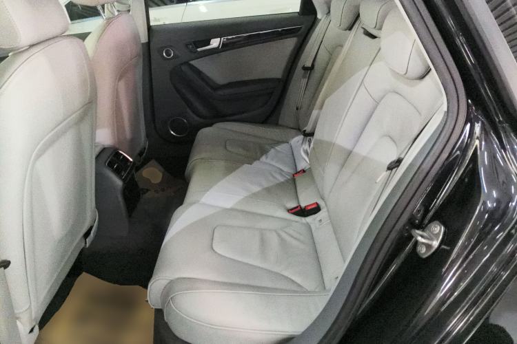 Used Audi A4L 2016 35 TFSI Collection Edition S line Comfort Model Interior 4