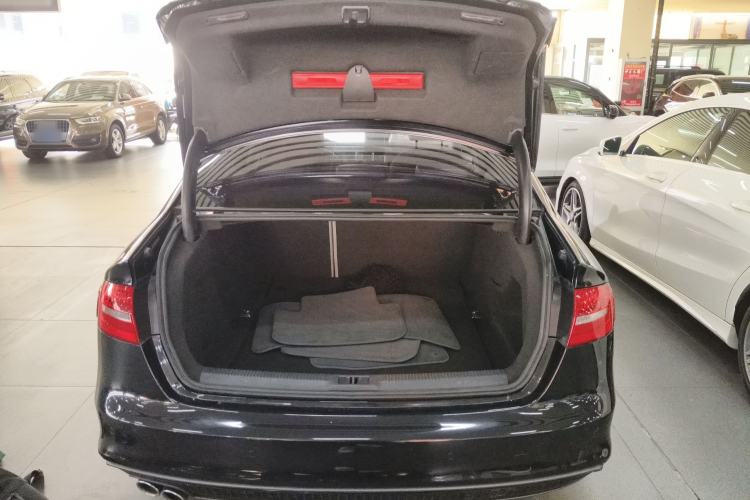 Used Audi A4L 2016 35 TFSI Collection Edition S line Comfort Model Trunk