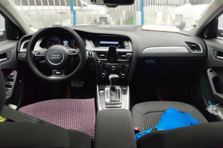 Used Audi A4L 2016 45 TFSI Collection Edition quattro Personalized Sports Model Center Console