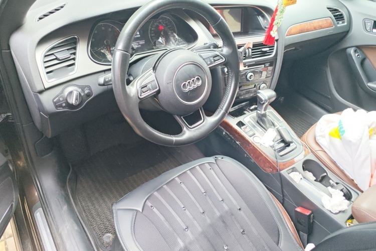 Used Audi A4L 2016 35 TFSI Automatic Comfort Model Center Console