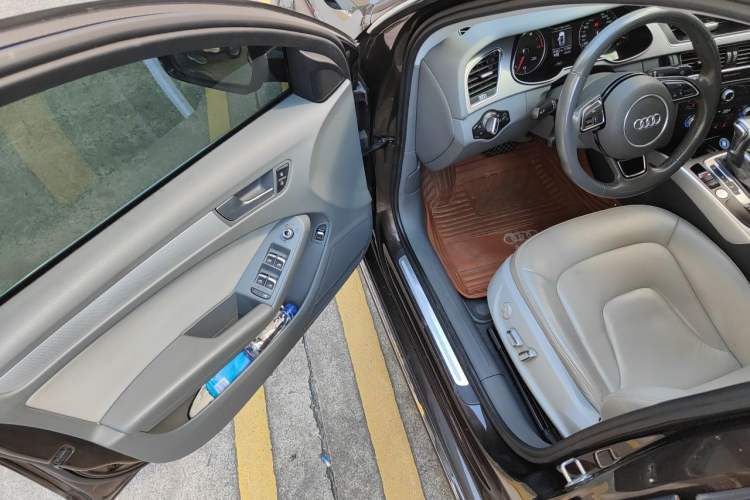 Used Audi A4L 2016 35 TFSI Collector's Edition Automatic Standard Model Driver Seat