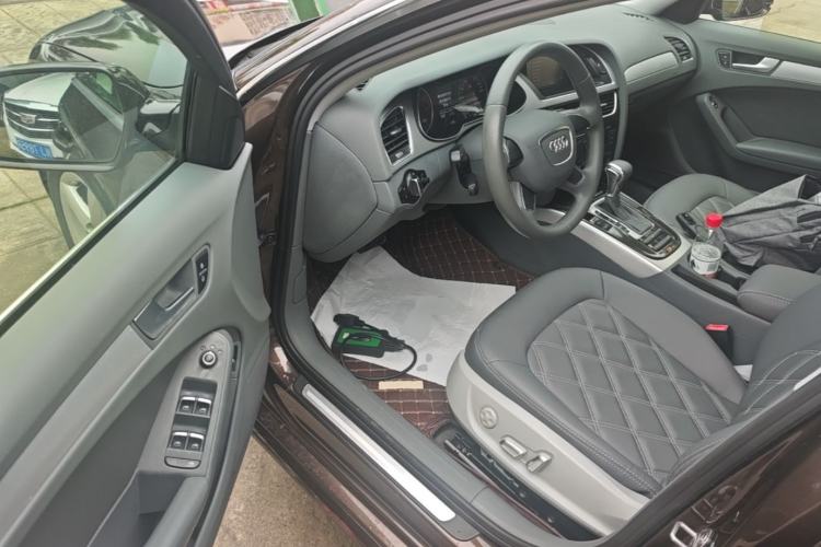Used Audi A4L 2016 30 TFSI Collector's Edition Automatic Comfort Model Driver Seat