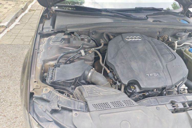 Used Audi A4L 2016 35 TFSI Collector's Edition Automatic Standard Model Engine Bay Right
